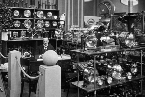 Messestand der Firma Brose 1924 (Firmenarchiv Brose Fahrzeugteile GmbH & Co. Kommanditgesellschaft, Coburg)